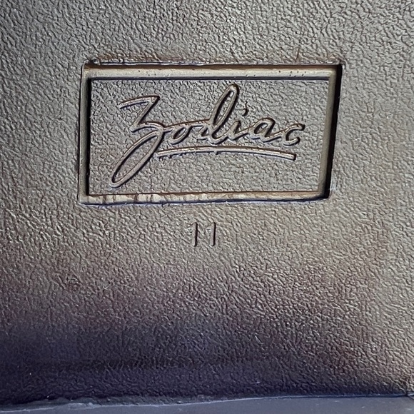 Woman’s Zodiac Brown Leather Knee-High Boots - Picture 8 of 9